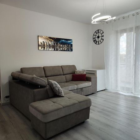Sempione Apartment 雷纳特 外观 照片