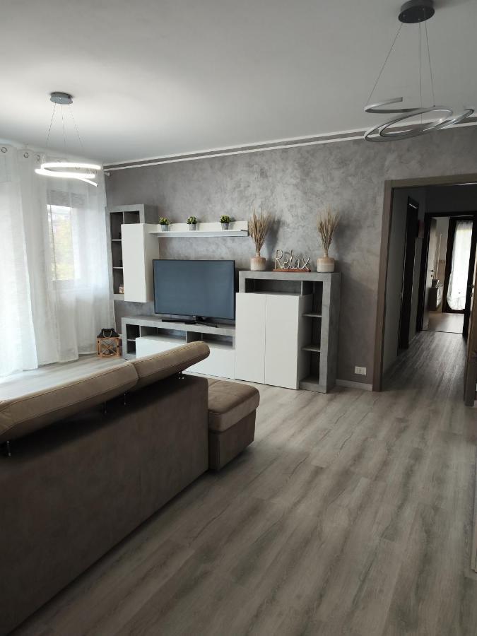 Sempione Apartment 雷纳特 外观 照片